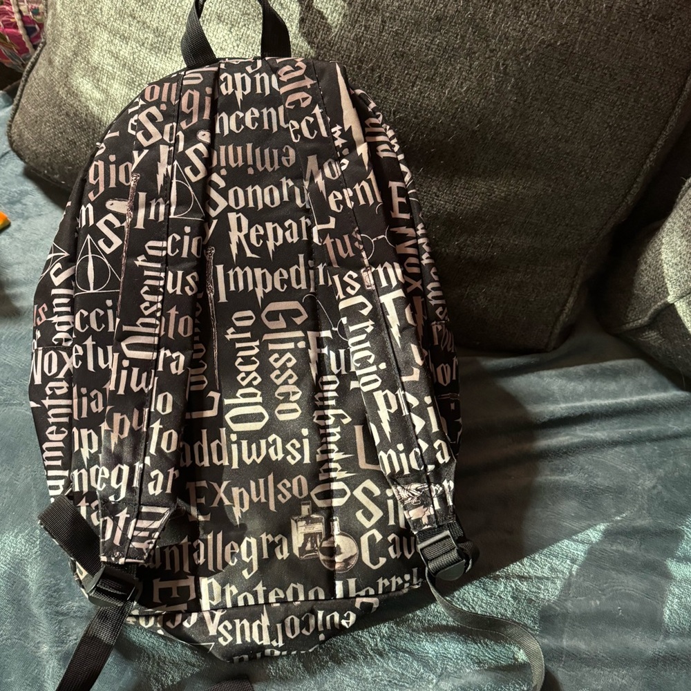 Harry potter backpack - Picture 3 of 8